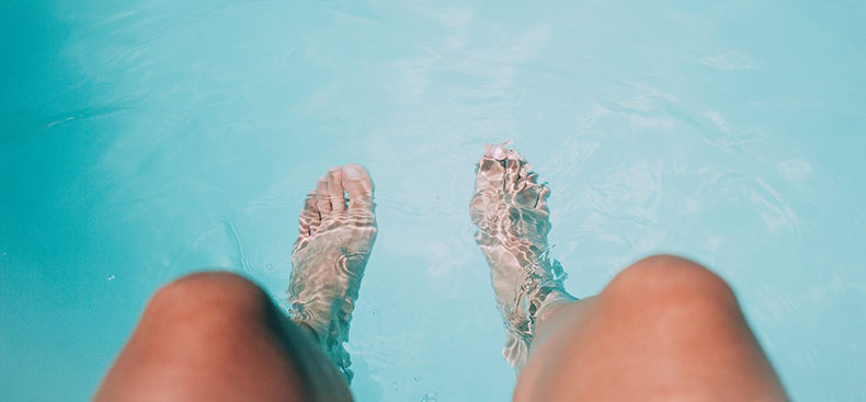 Cómo evitar la formación de musgo en tu piscina