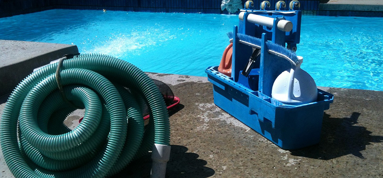 Guía completa sobre productos químicos para limpieza y mantenimiento de piscinas